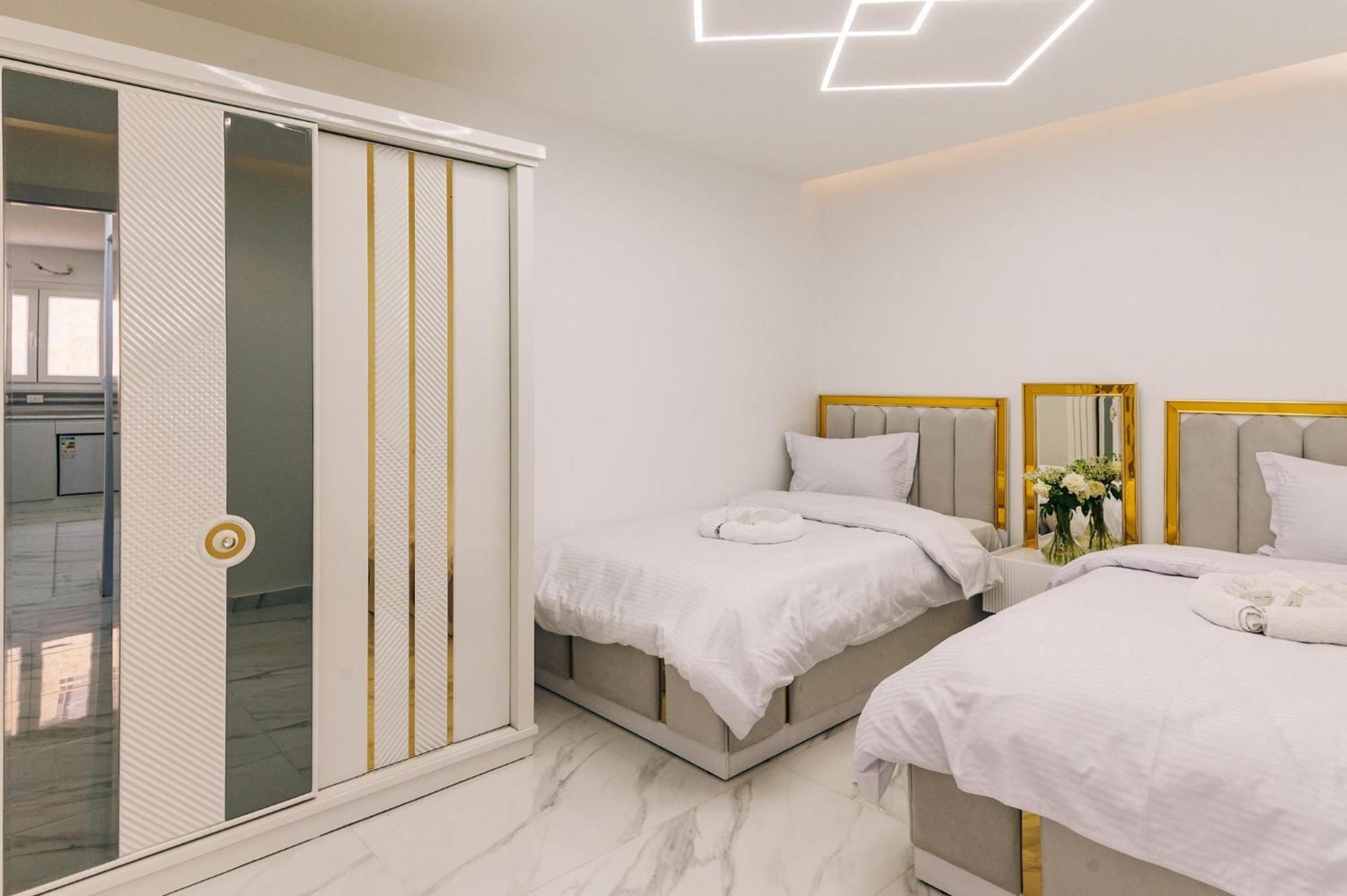 Desert Moon Ghatati Phòng bức ảnh